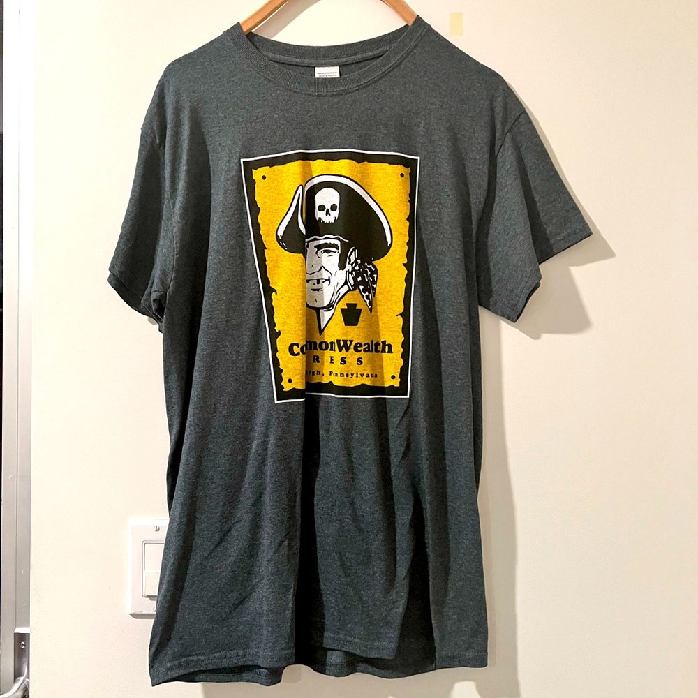 Commonwealth Press Pittsburgh Pirates T-Shirt sz. Medium